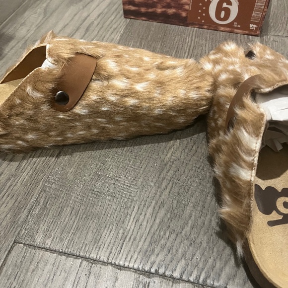 Worst Case Bambi Tabi Mules - Picture 4 of 5